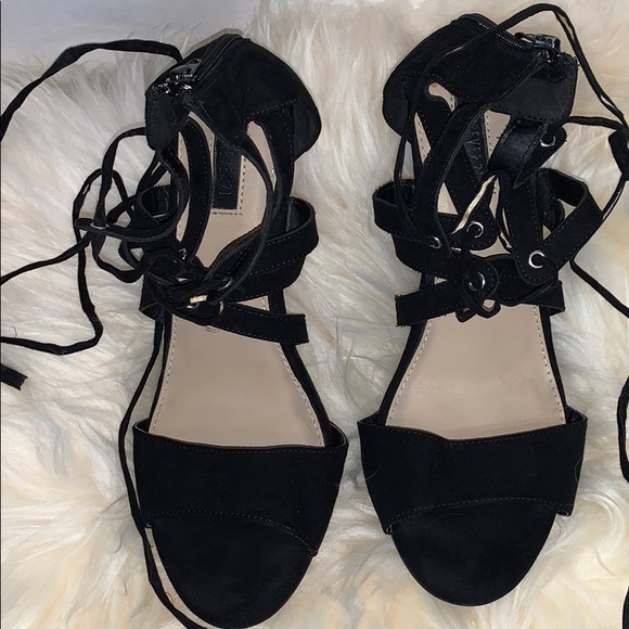 Lace up high heels size 9 - Picture 4 of 5